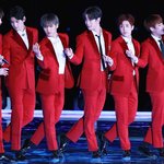 [아스트로] 레드수트 넘<b>조아</b> 미쳐!
