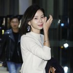 거의 <b>민낯</b> 상태인 박수진 기사사진