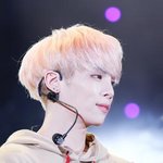 <b>복숭아</b> 머리한 남돌들