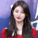 [댓글부탁해] 근데 수지는 <b>청순</b>도 <b>청순</b>이지만 러블리하게 생겼지않냐
