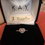 [개깊은빡침] 만원 프로포즈 VS 쌀국 고급식들 프'롬'포즈.jpg