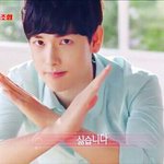 [19] 오늘 학교 <b>복도</b>에 누가 다 쓴 생리대 버려둠