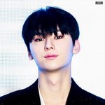 [황민현] 옆) <b>미녀</b>❤️