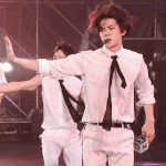 [EXO] 아까 누가 말했나 쨌든 이 <b>셔츠</b>랑 넥타이도 이쁨