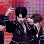 [세훈] 171115 <b>AAA</b>시상식 움짤2