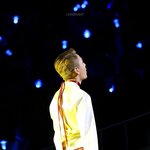 [BTOB] <b>나팔</b>봉 어두운데서 보니까 더 예쁘네