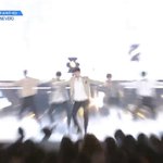 <b>민현아</b> 추운데 옷 몇벌 입었어?