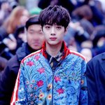 [라이관린] 큐브취향 존.나 알것같음