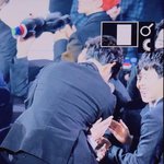 [백현] 친구 헤어<b>스탈</b> 격하게 애정하는 백현이 뒷태