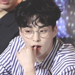 [시우민] 시우민 <b>화장품광고</b> 어디까지 왔니?
