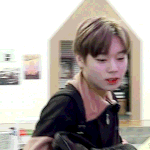 [박지훈] 지훈이 눈 마주치고 가