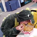 [박우진] 이 곤뇬 라면 먹는거봐 ㅜㅜㅜㅜㅜㅜㅜㅜ