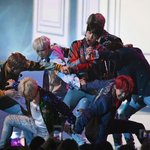 [방탄소년단] 지금 아허라 보니까 눈물나오네