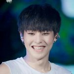 [시우민] 시우민 민석이 웃는거 보고싶다!!