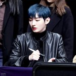 [윤지성] 갭차이 쩌는 지성씨