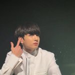 [방탄소년단] 정국이 <b>일반</b>카메라로 찍었을때가 더 잘생겼는데..?...