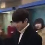 [박우진] 오늘 박흐진 니트....코트....키...<b>흑발</b>