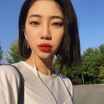 이여자개이쁘지않냐