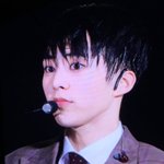 [모두드루와] 콘서트 조명이 <b>자동</b>으로 따라가는 그룹