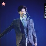 [EXO] 야 준면이 요즘 좀 과하게 물오르지않았냐 모든건 <b>볶음</b>토끼부터