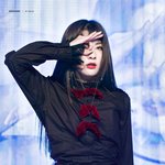 <b>여덕</b>들 쓸어모으는 걸크러쉬
