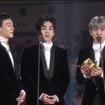 [시우민] 시우민 <b>상</b> 받았오!