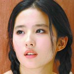 [댓글부탁해] 이사람 소녀의세계 <b>선지</b> 좀 닮지않았나
