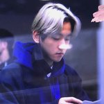 [백현] 백현이 동안 <b>쌩얼</b> 봐라