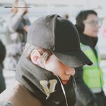 [세훈] 171130 <b>출입국</b> 고화질1