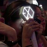 [EXO] 이분 진짜 내 눈물<b>버튼</b>됨
