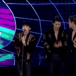 [EXO] 조팔 민석이 울컥해서 <b>멈칫</b>하는거보셈