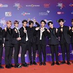 [워너원] 워너원 남그룹상받은게 놀라울<b>일임</b>?
