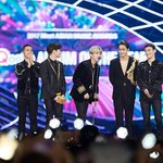 [EXO] 엑소를 뛰어넘는 엑소..<b>MAMA</b> 5년 연속 대상·4관왕...