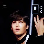 [EXO] 김종인 뭔가 더 <b>슬림</b>해진것같아 13년도 얼굴그대로야