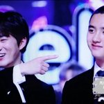 [EXO] 이거는 보고얘기하고있니?