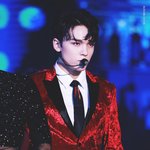 [세븐틴] 아 진짜 <b>버논</b> 너무 잘생겼어;;(제 말 무시하셔도 돼요