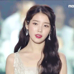 [아이유] 가수석 울음바다로만든 <b>지은이</b>