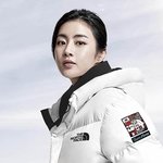 <b>품절</b>대란, 노스페이스 한정판 국가대표롱다운