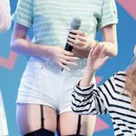ㅁㅊ <b>화사</b> 다리 ㅋㅋ