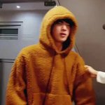 [방탄소년단] 현기증나니까 이 <b>옷</b> <b>정보</b> 빨리좀
