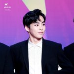 [시우민] 시우민 옷에 <b>허리</b>밴드가...