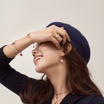 겨울엔 <b>이호정</b>처럼 주얼리로 포인트!