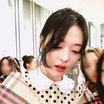 <b>처피뱅</b>으로 또 잘랐어????(+설리)