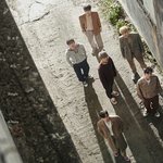 [드루와] 최근 단체로 피어싱한 아이돌