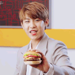 [박우진] “지금바루 ㄸ ㅏ울로드 하세엽~!~!”