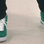 [임영민] 신발끈 다른것봐