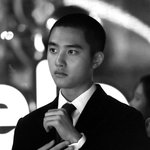 디오가 담배라니.....