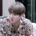 정국이 하와이 갔었을 때 어느정도로 살쪘었냐면