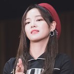 데뷔 초보다 <b>성숙</b>해진 아이돌