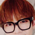 방탄소년단 뷔 안경 써도 귀여움